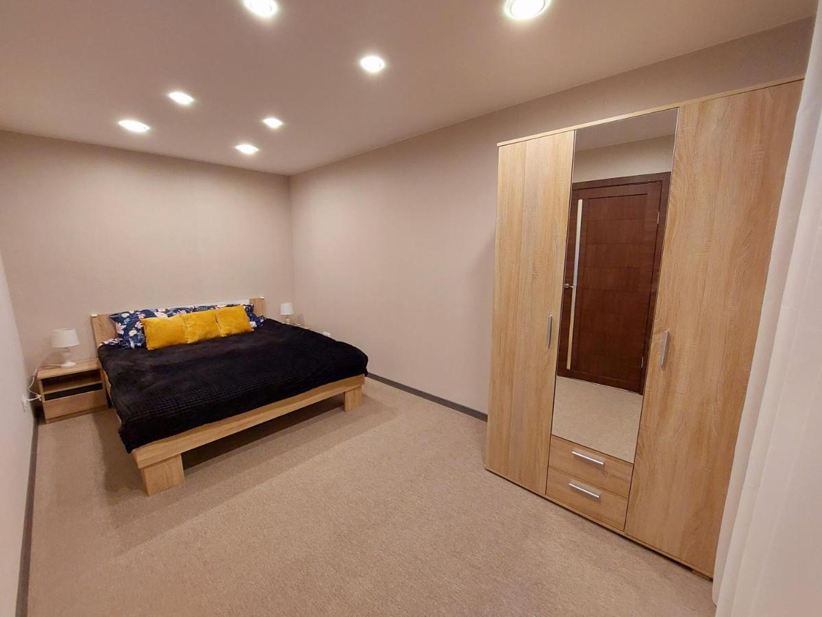 M14 Apartment Gulbene Bagian luar foto