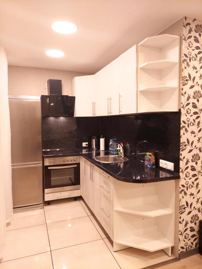 M14 Apartment Gulbene Bagian luar foto